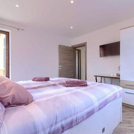 Apartment Joy By Interhome بولا المظهر الخارجي الصورة