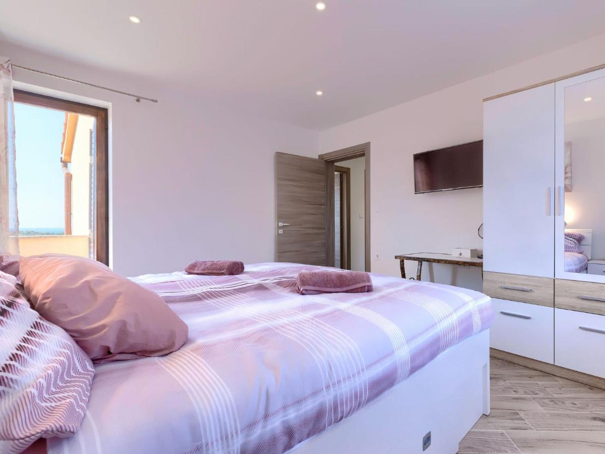 Apartment Joy By Interhome بولا المظهر الخارجي الصورة
